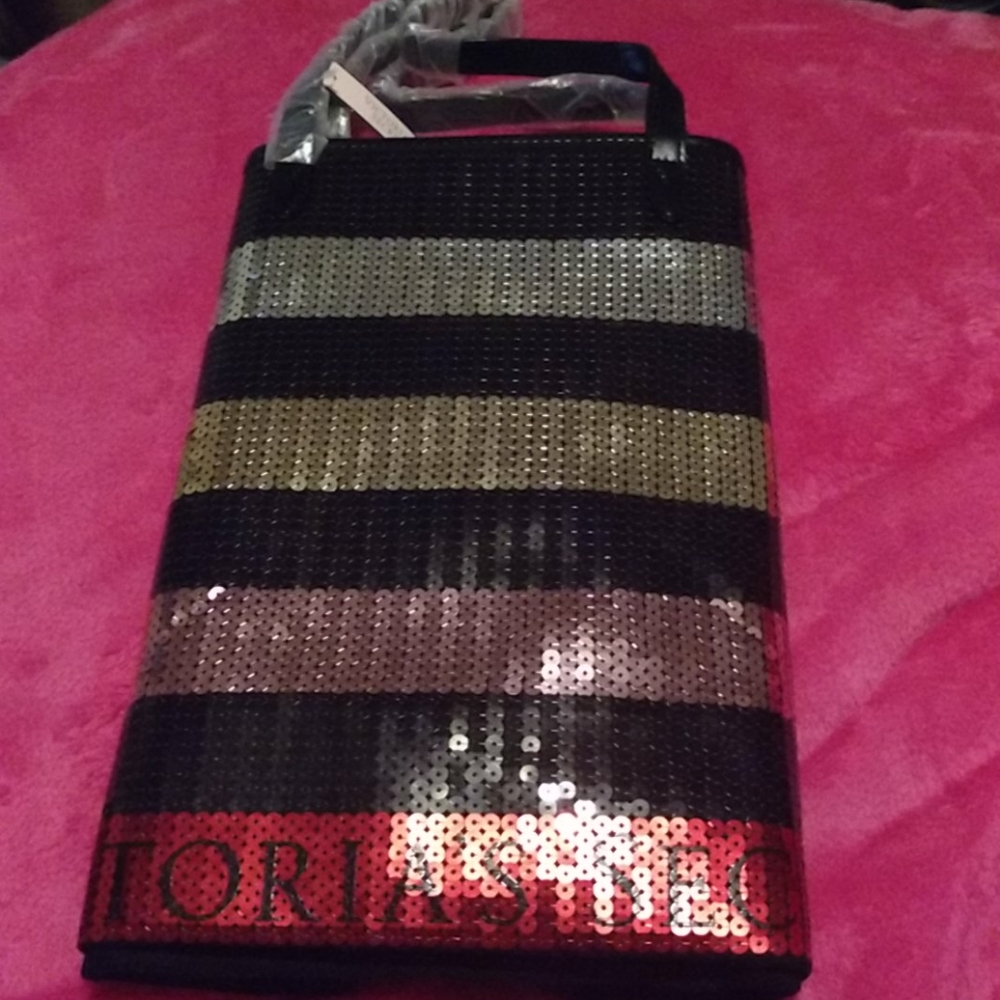 Victoria secret  big bag with makeup bag